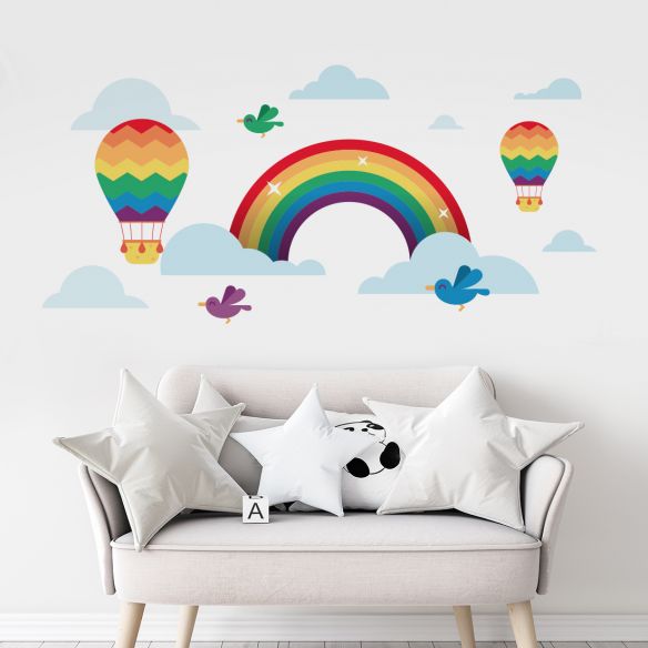 Sticker mural nuages arc-en-ciel. Décoration chambre enfant et bébé